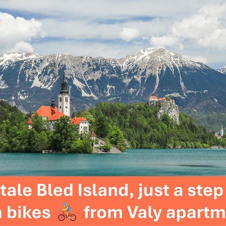 Apartment Valy - Free Bikes, Relaxing Terrace & Near Bled Bagian luar foto