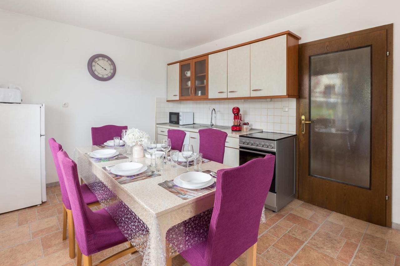 Apartment Valy - Free Bikes, Relaxing Terrace & Near Bled Bagian luar foto