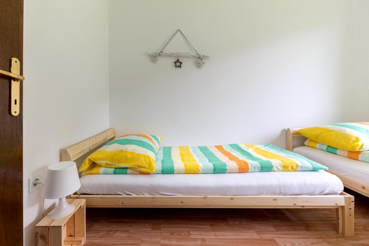 Apartment Valy - Free Bikes, Relaxing Terrace & Near Bled Bagian luar foto