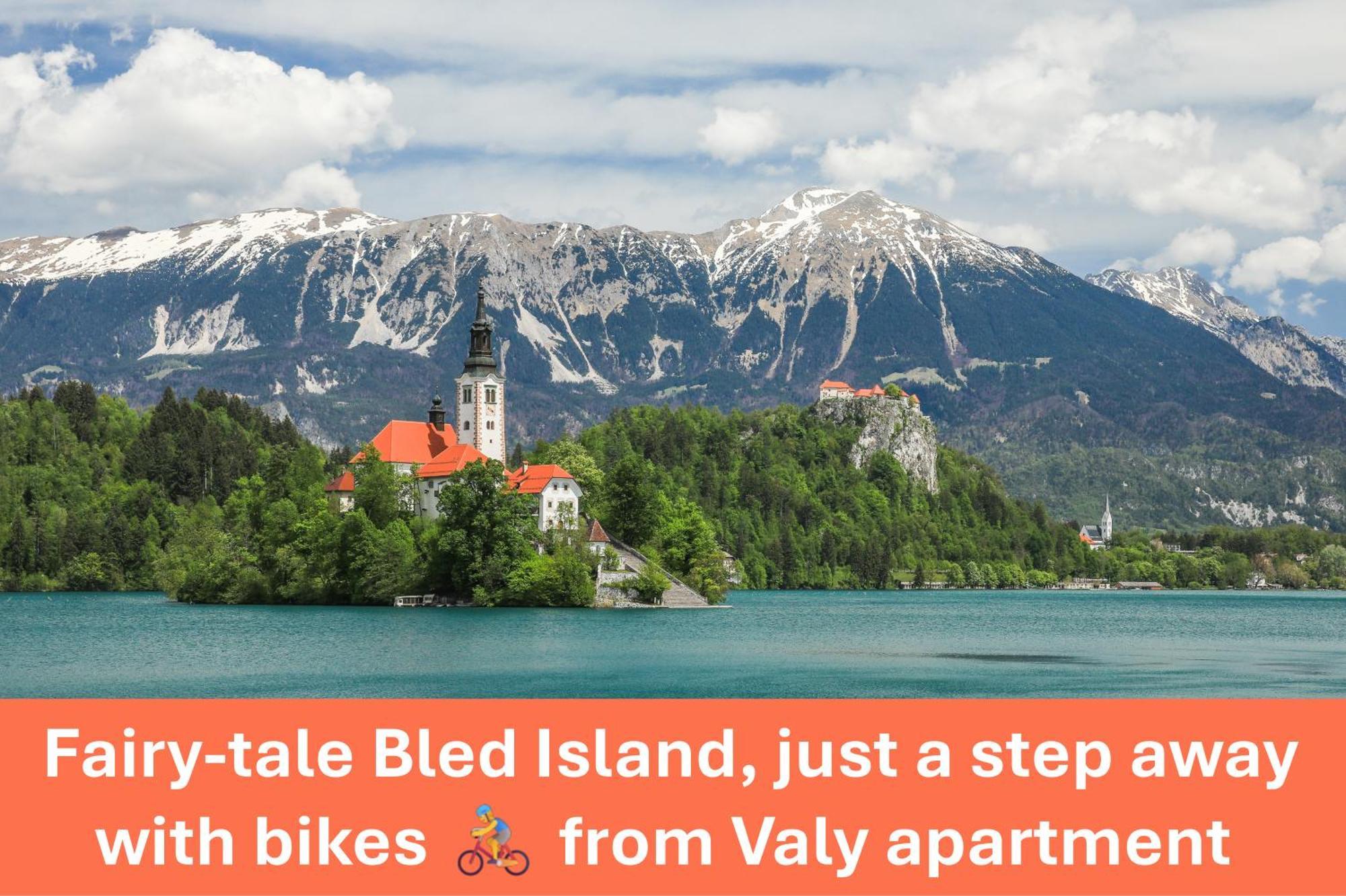 Apartment Valy - Free Bikes, Relaxing Terrace & Near Bled Bagian luar foto